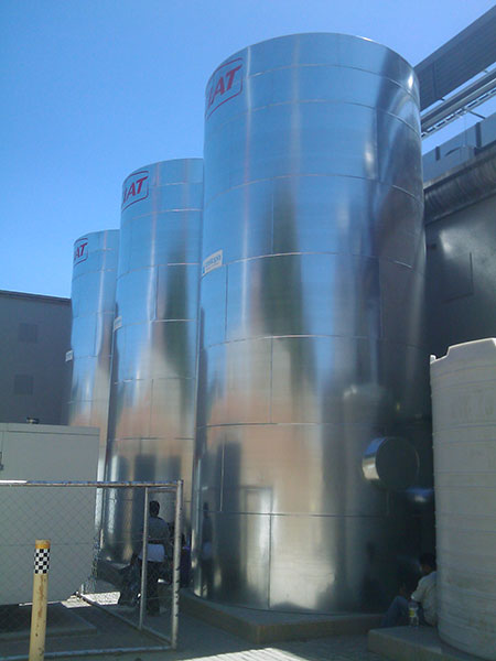Tanks filled with thermal energy storage nodules